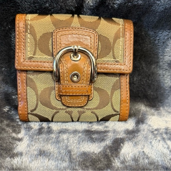 WALLET BUNDLE! LV/COACH - Picture 2 of 16